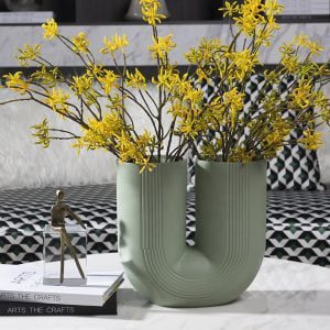 U-shaped Porcelain Vase