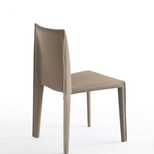 Arya Chair