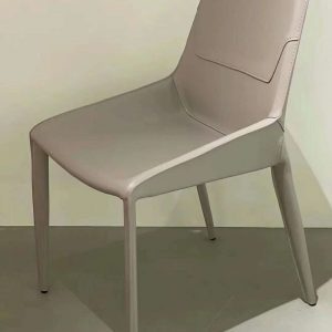 Gia Chair