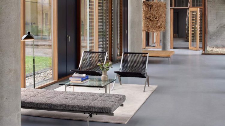 Choose the Best Armchair for Your Space