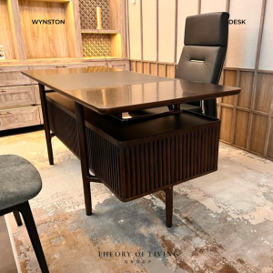 Wynston Desk