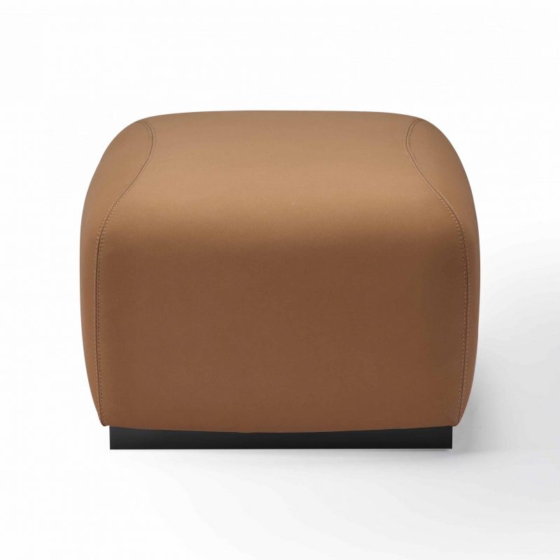 Daphne Stool