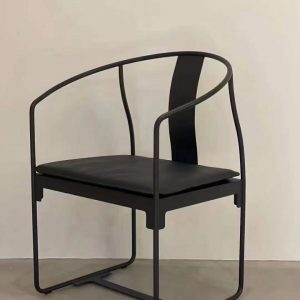 Dolf Chair