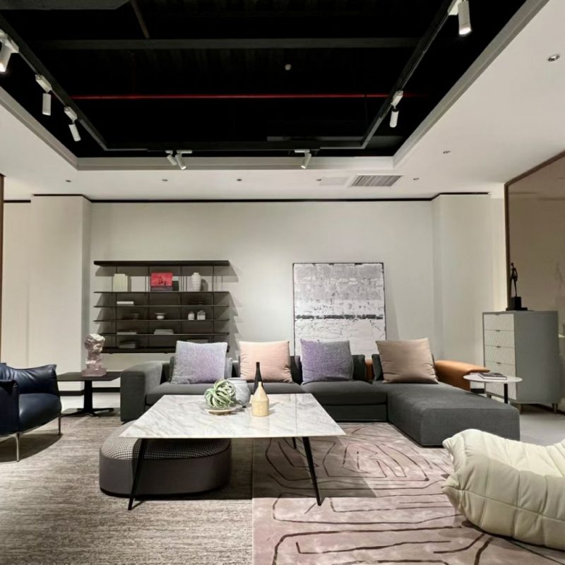 Assen Sofa