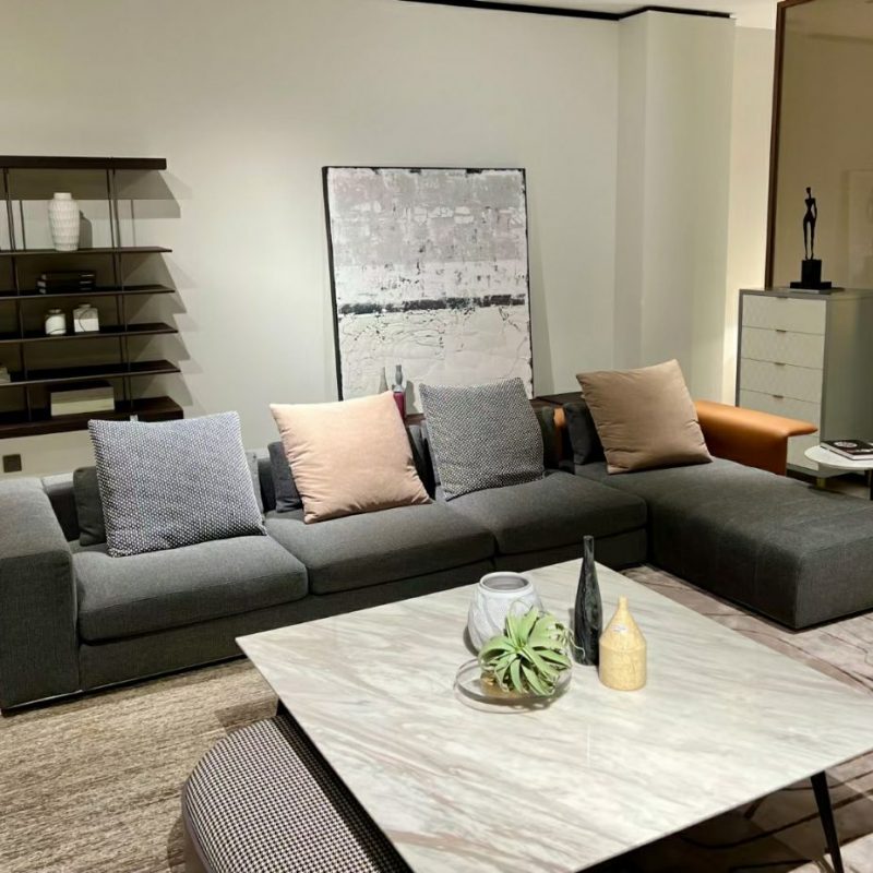 Assen Sofa