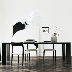 Freja Dining Table