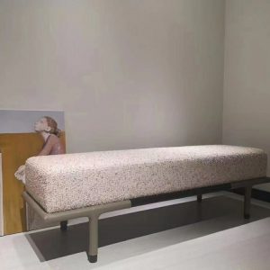 Lyra Bench