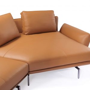 Hana Sofa
