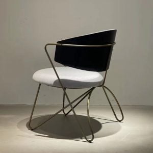 Allery Chair