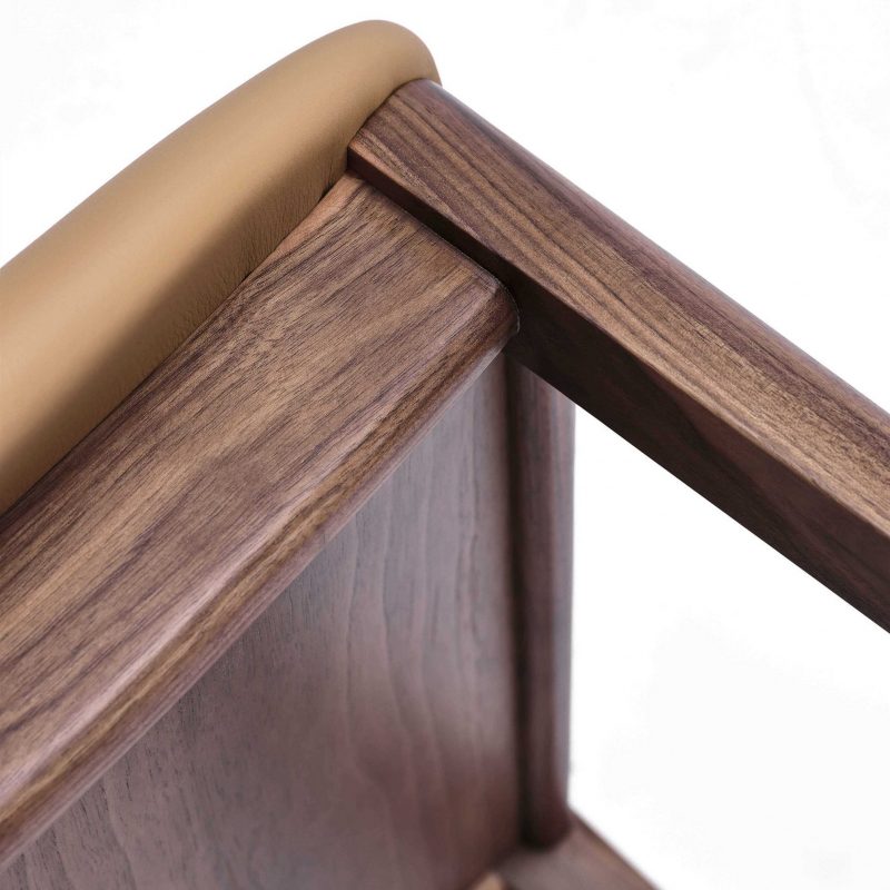 Anda Chair