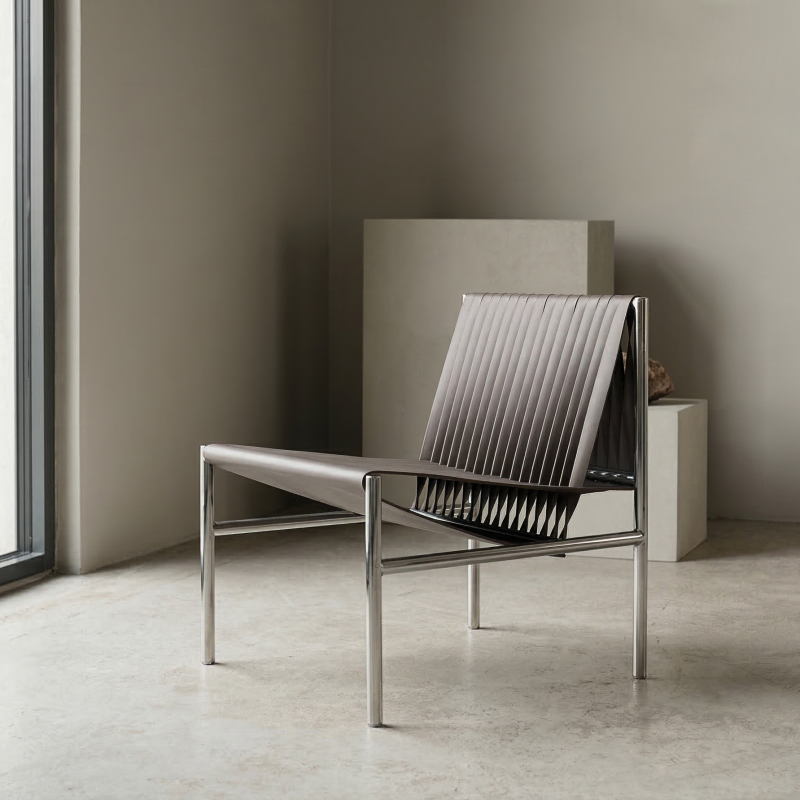 Velluto Lounge Chair